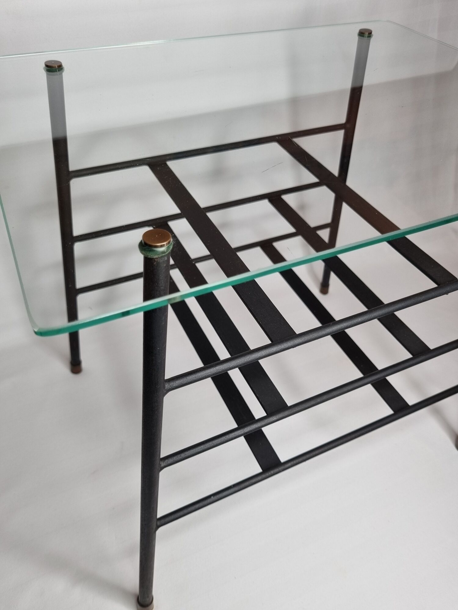Vintage coffee table and door reviewed in glass and metal, 50s