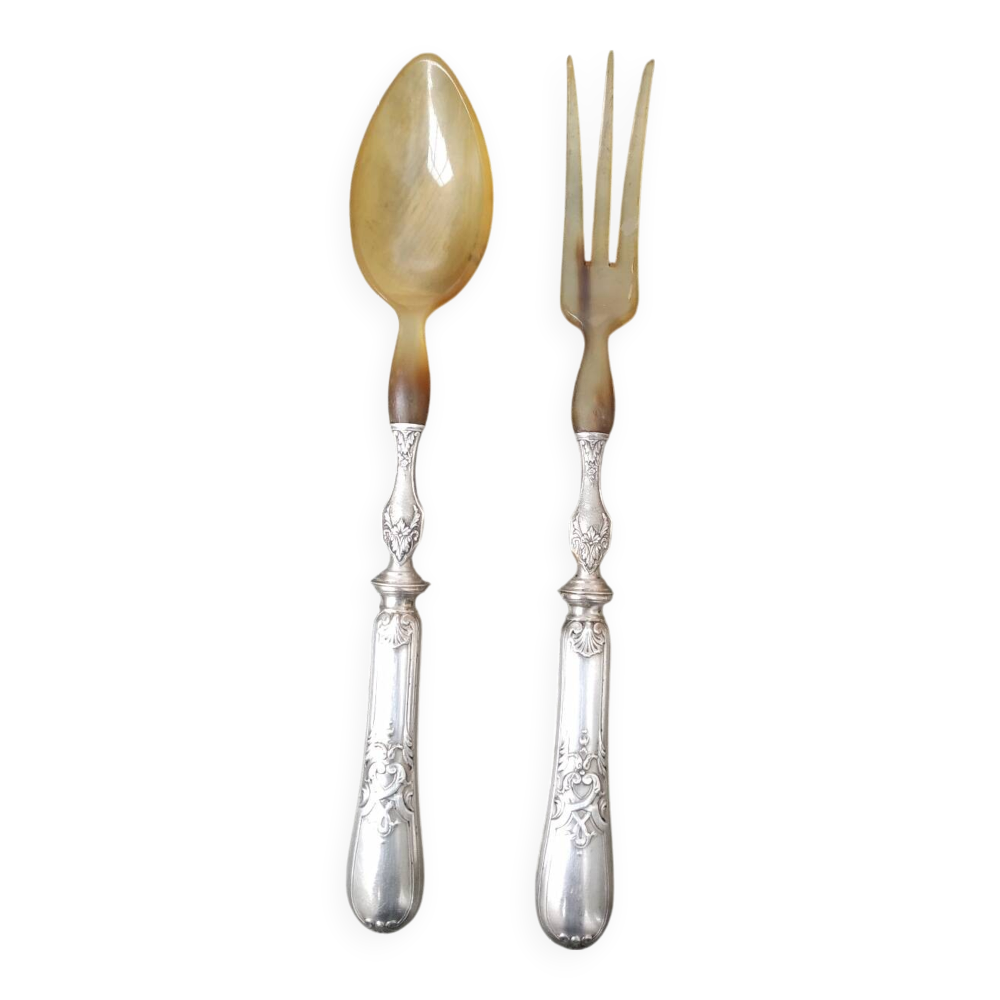 Duo of serving cutlery