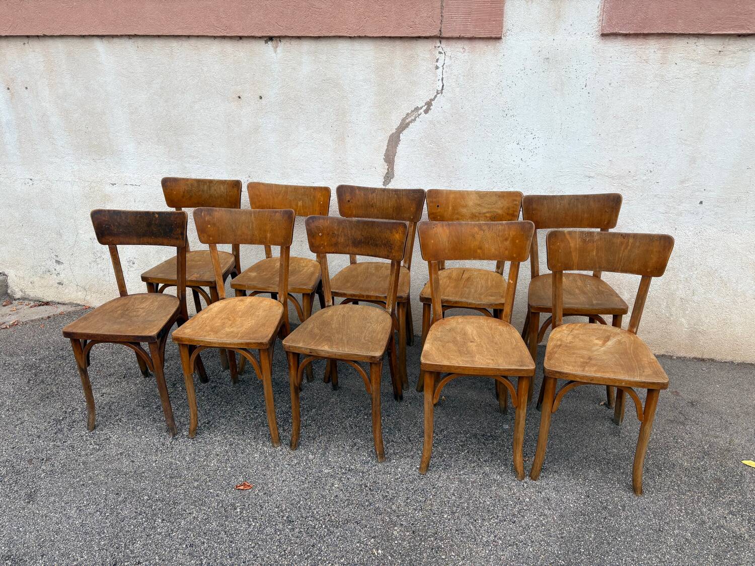 Set de 10 chaises bistrot baumann