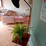 Vintage e-reader floor lamp and shelf door review