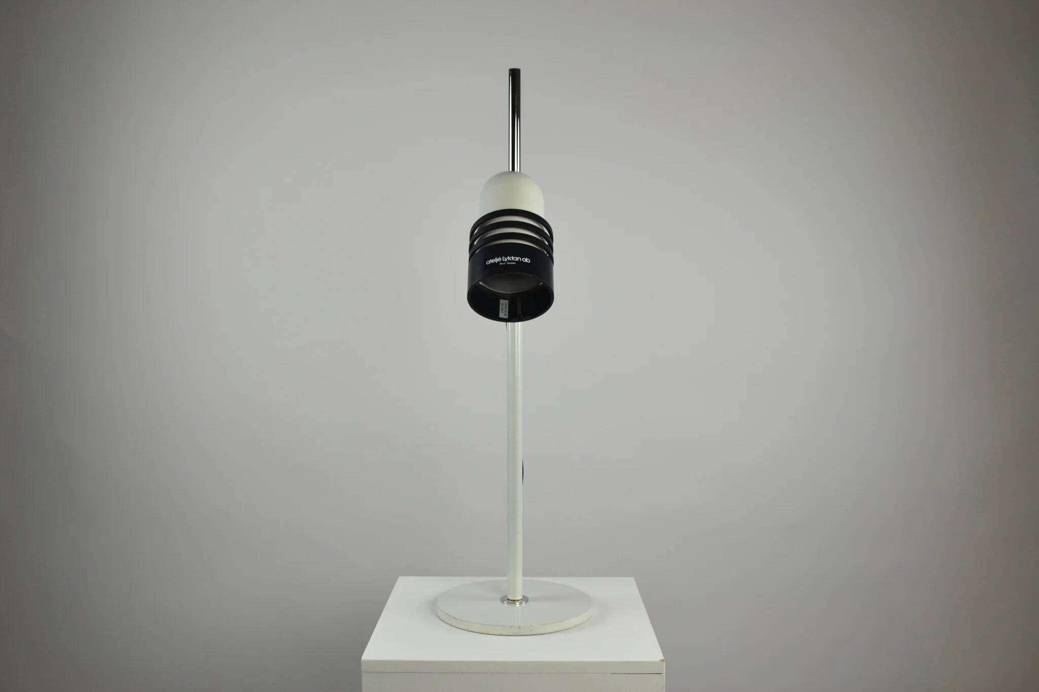 Lampe de table ou de bureau "Minor" par Stig Ahlström et Clas Kock pour Ateljé Lyktan, Suède, 1982