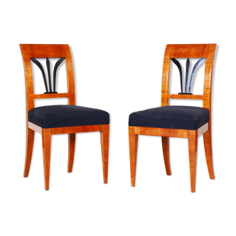 Pair of Biedermeier dining chairs made in Czechia circa 1830s. Restored Cherry.