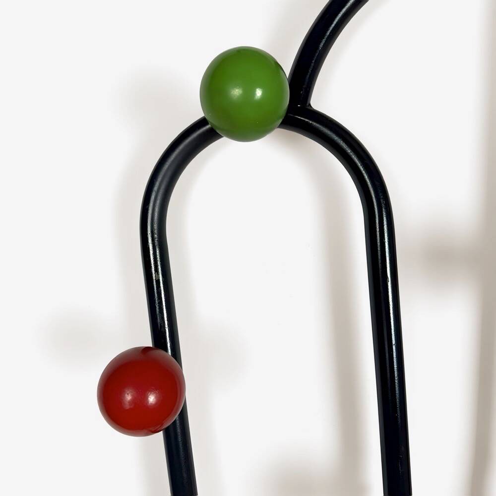 Metal coat rack with wooden balls and scoubidou from the 1960s.