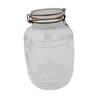 1975 kitchen glass jar