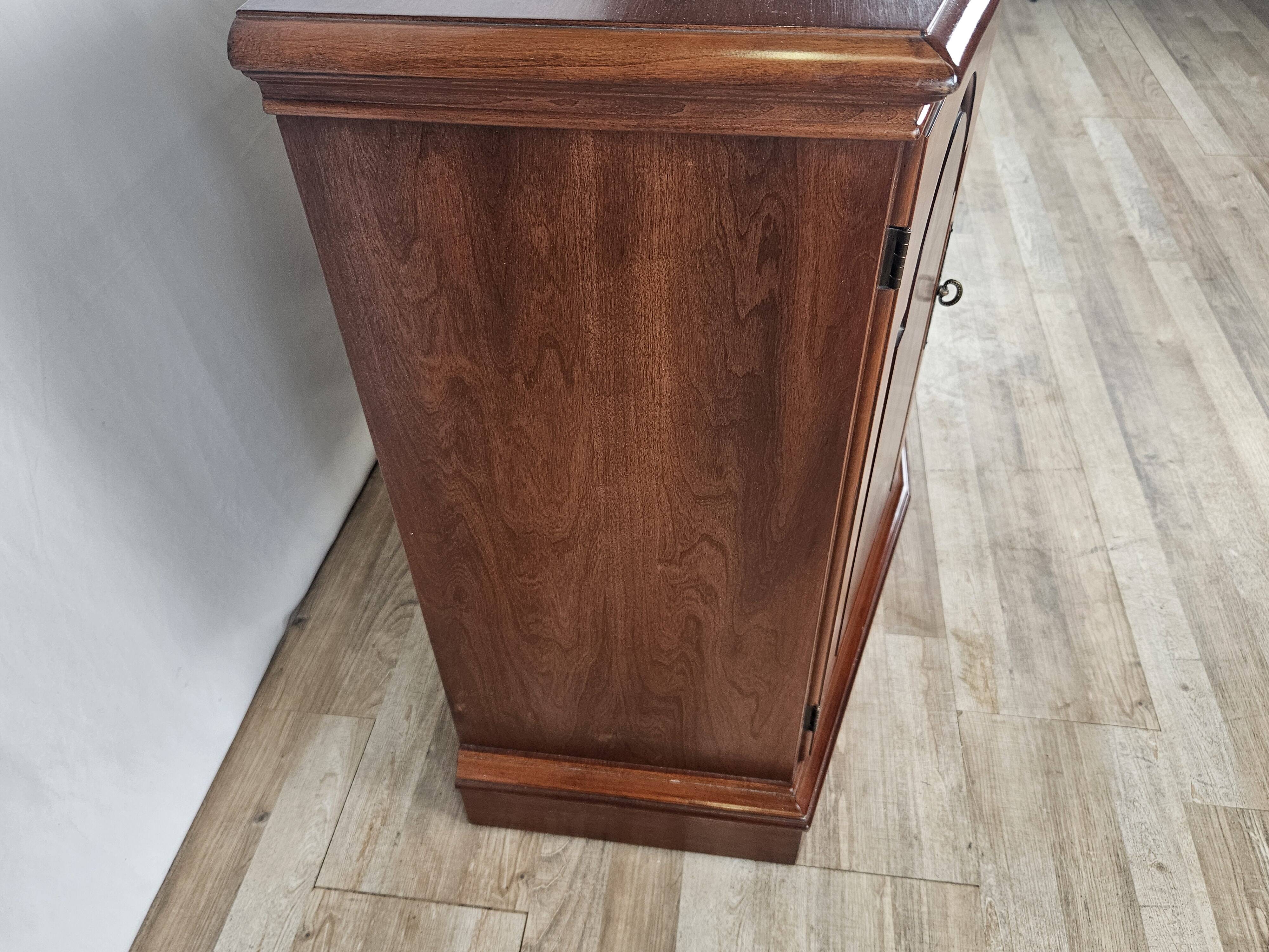 Buffet de salon ou d'entrée en merisier par Fantoni