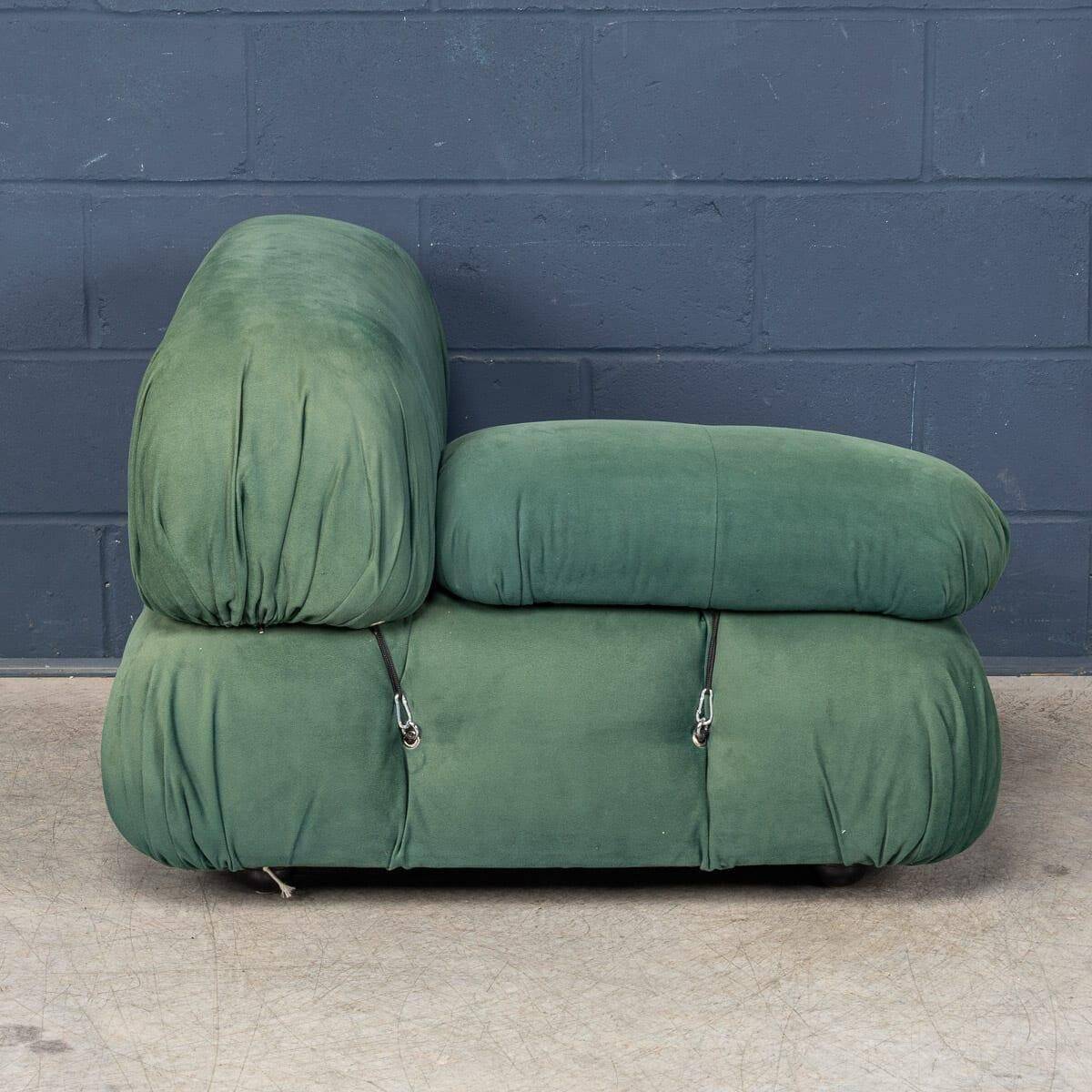 Retro "Camaleonda" armchair in green fabric, 20th-century style.