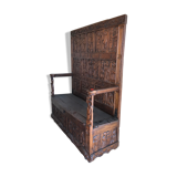 Chest bench
