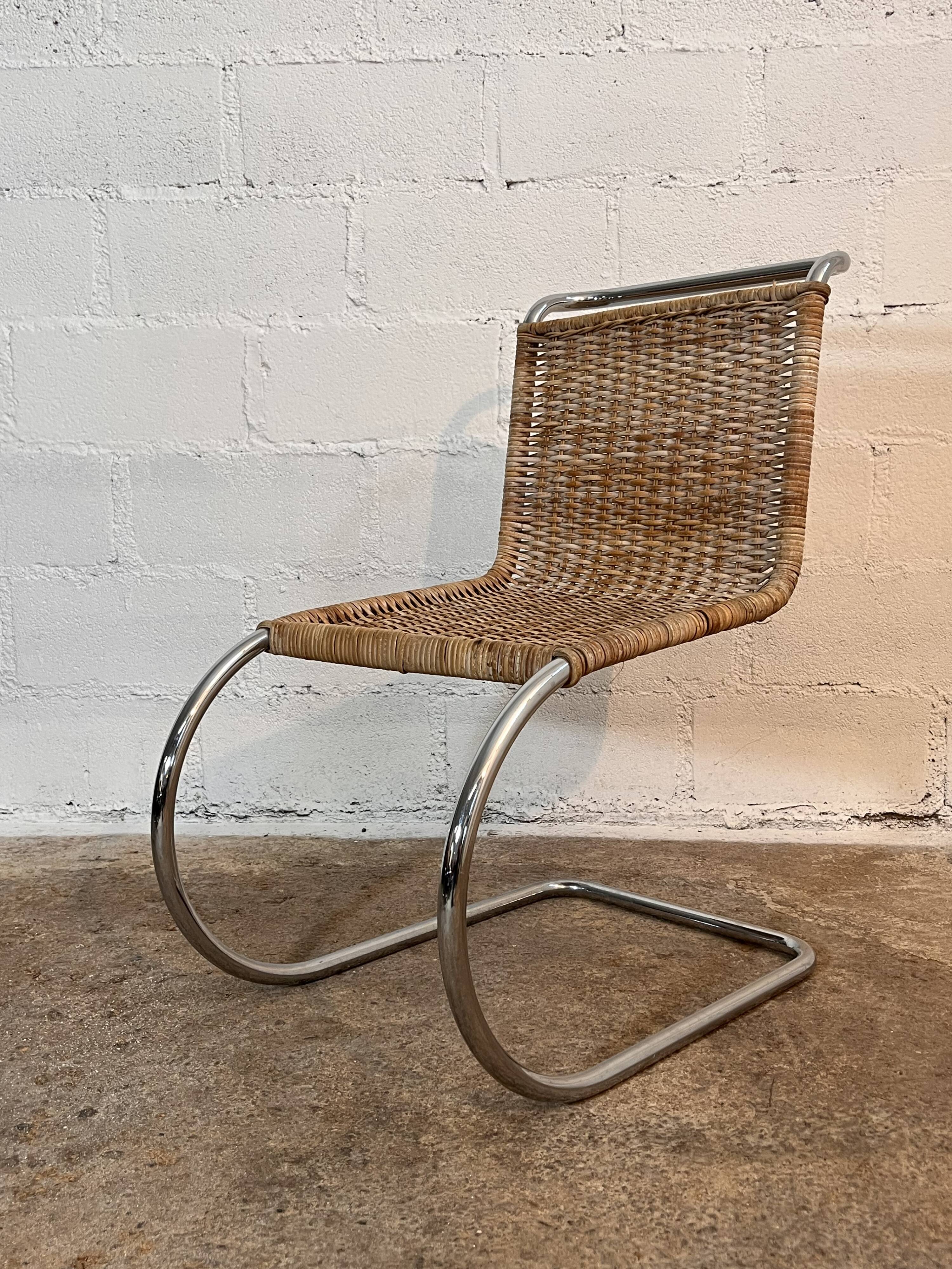Set of 4 mr10 rattan chairs by mies van der rohe
