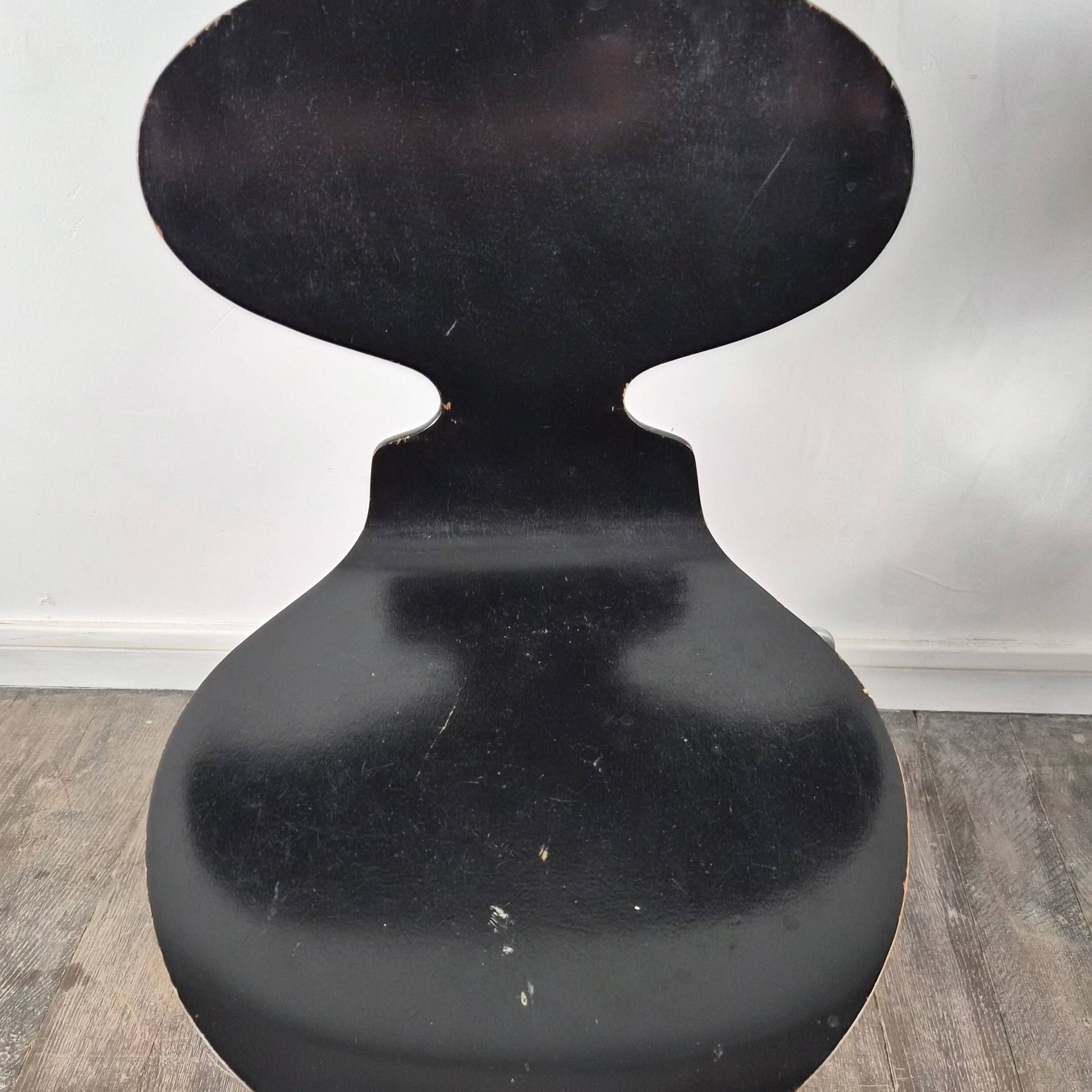 Pair of satin black beech chairs model 3100 "Ant" by Arne Jacobsen for Fritz Hansen, Denmark, 1957.