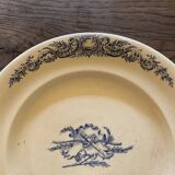 Assiettes plates terre de fer modèle Louis XV