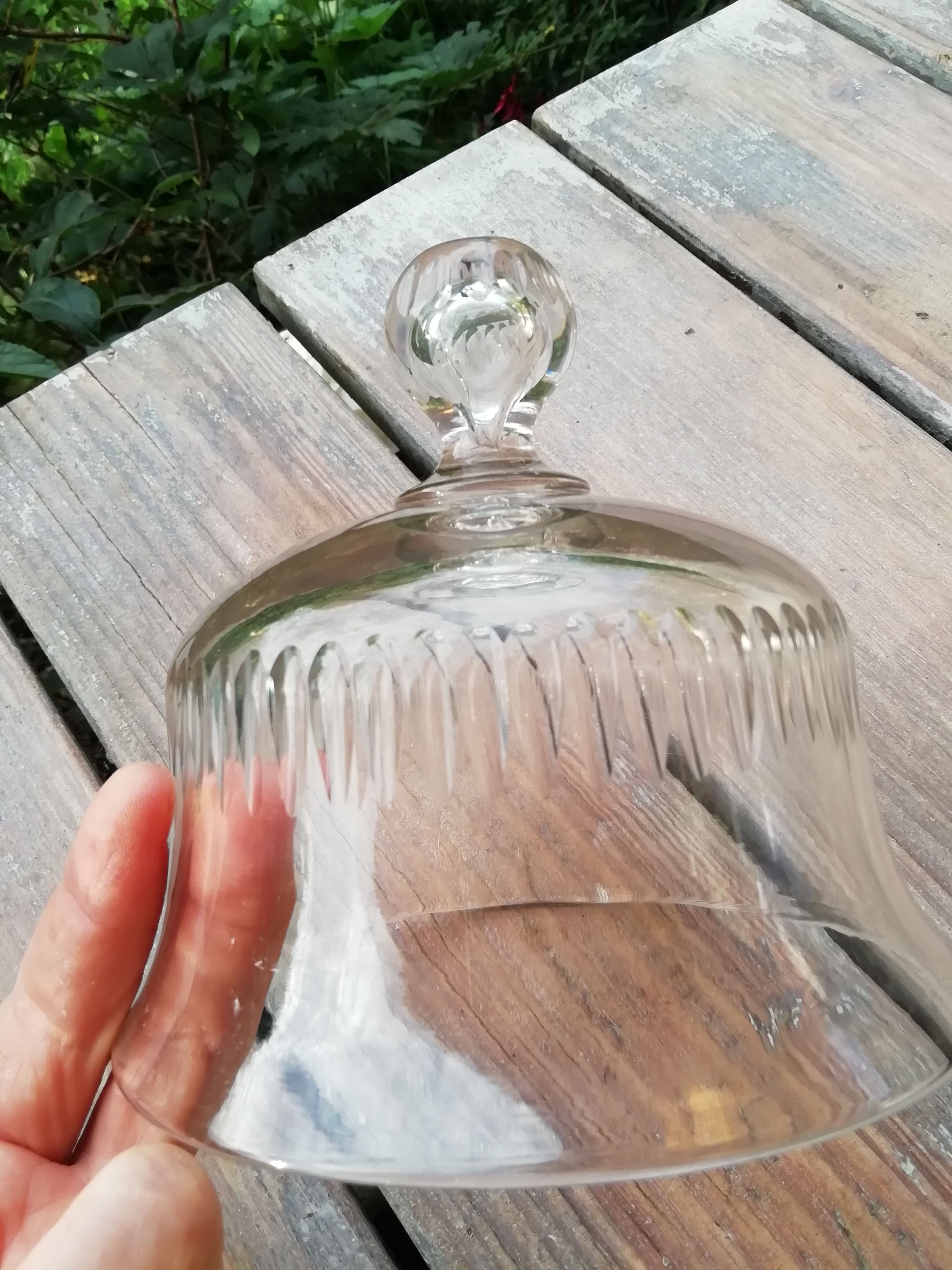 Crystal bell with tray