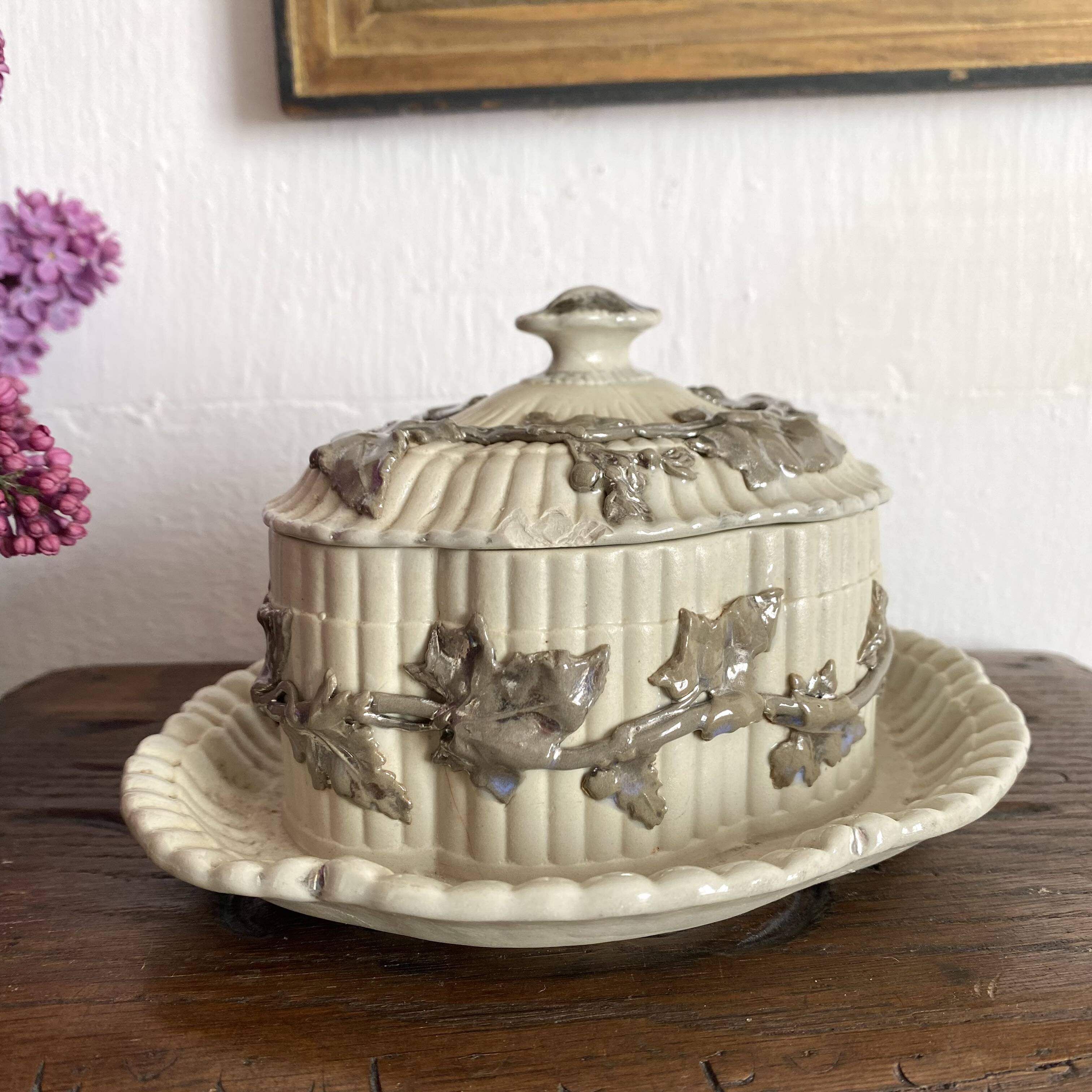 Antique Villeroy & Boch butter or sugar dish, late 19th century