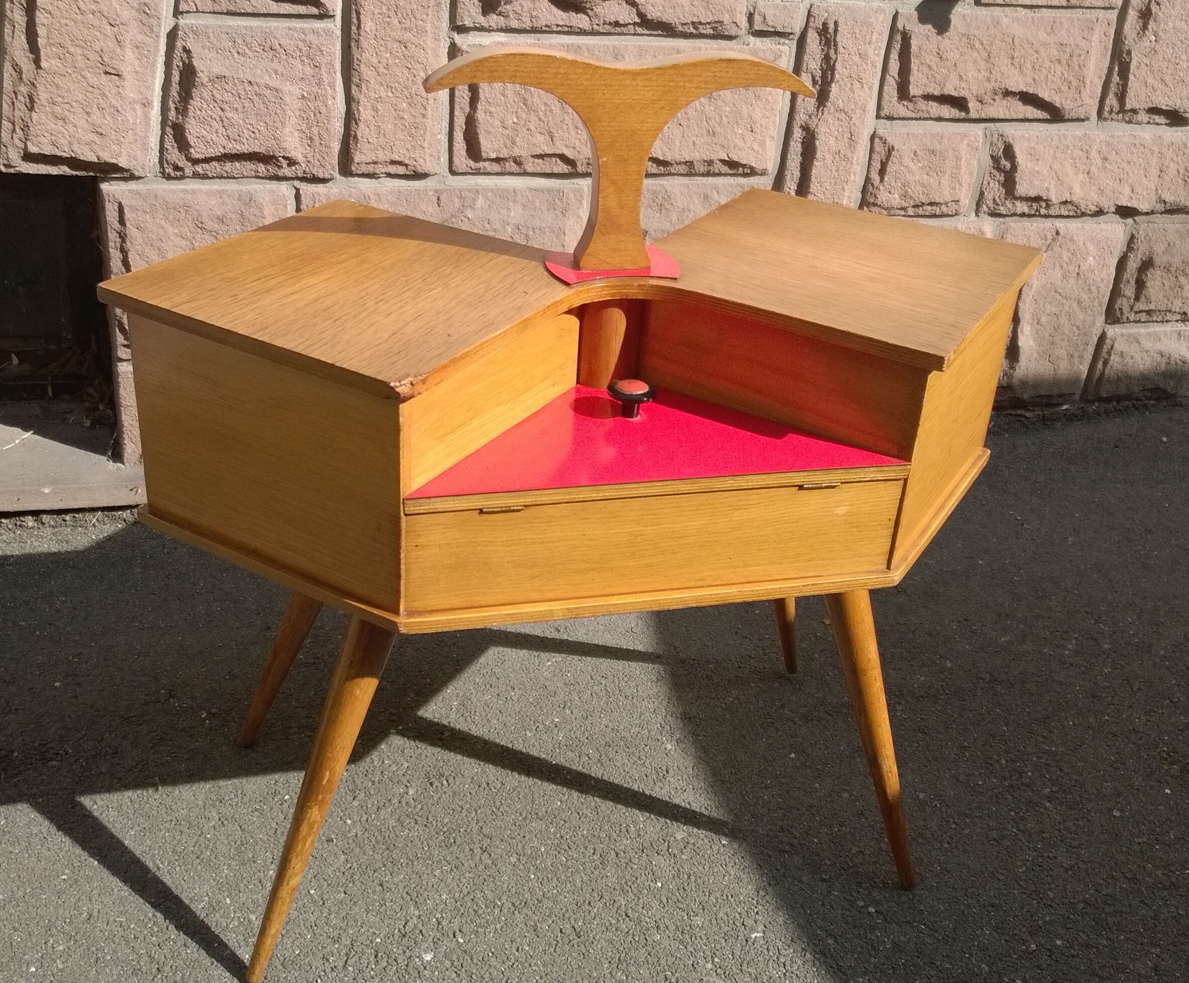 Travailleuse moderniste année 50