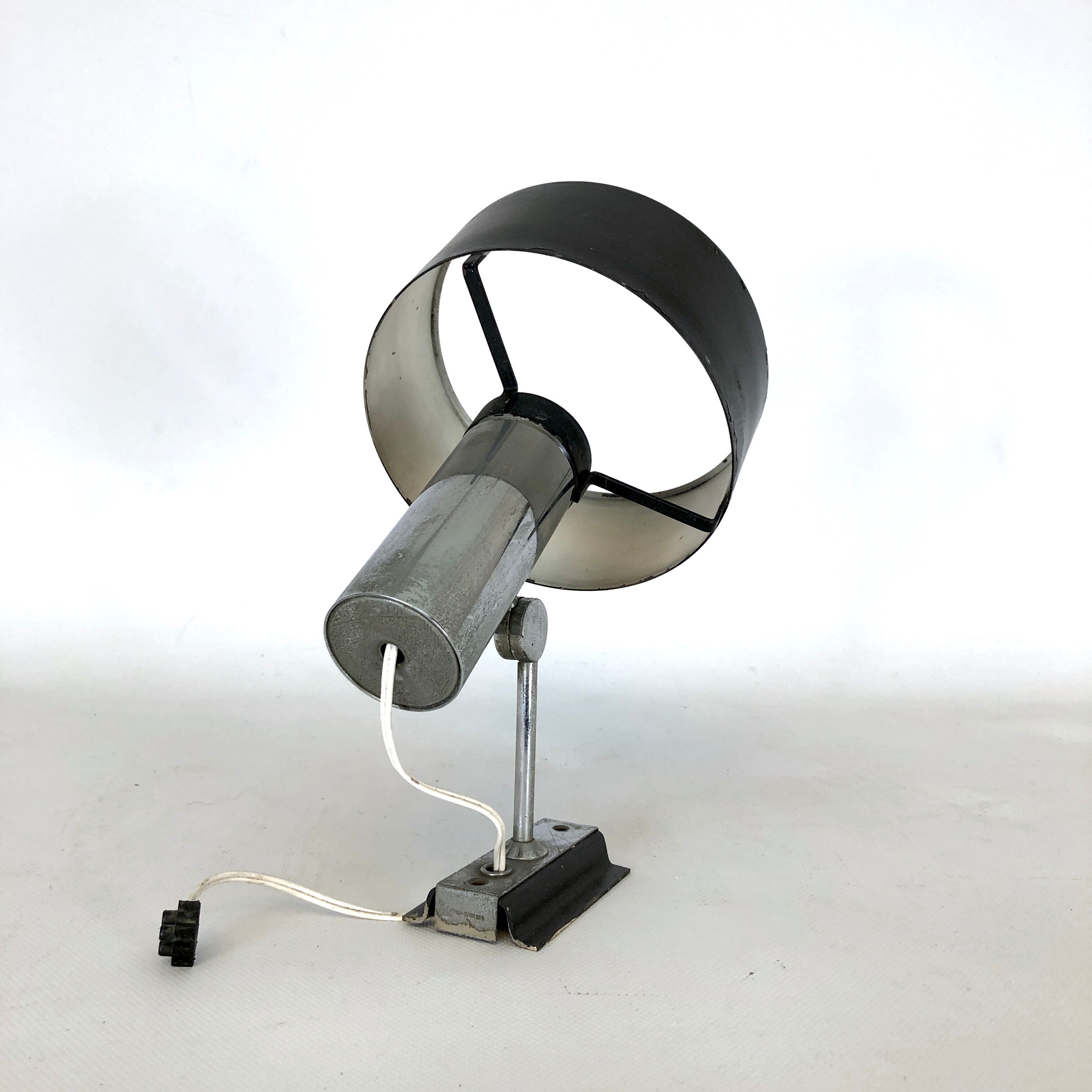 Stilnovo, signed Mid-century adjustable wall lamp from 50s
