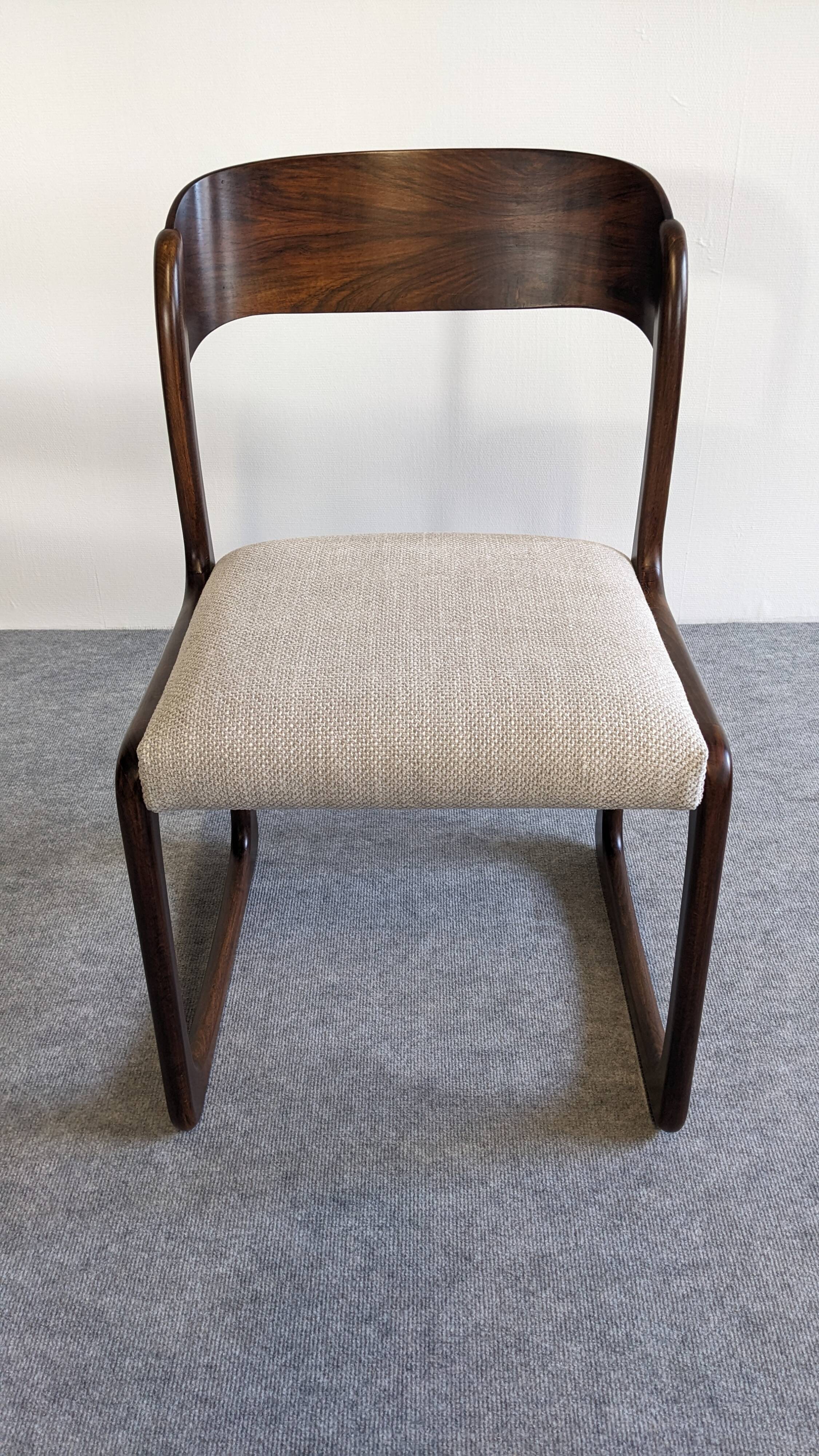 Series of 6 Baumann sled chairs from the 60s/70s