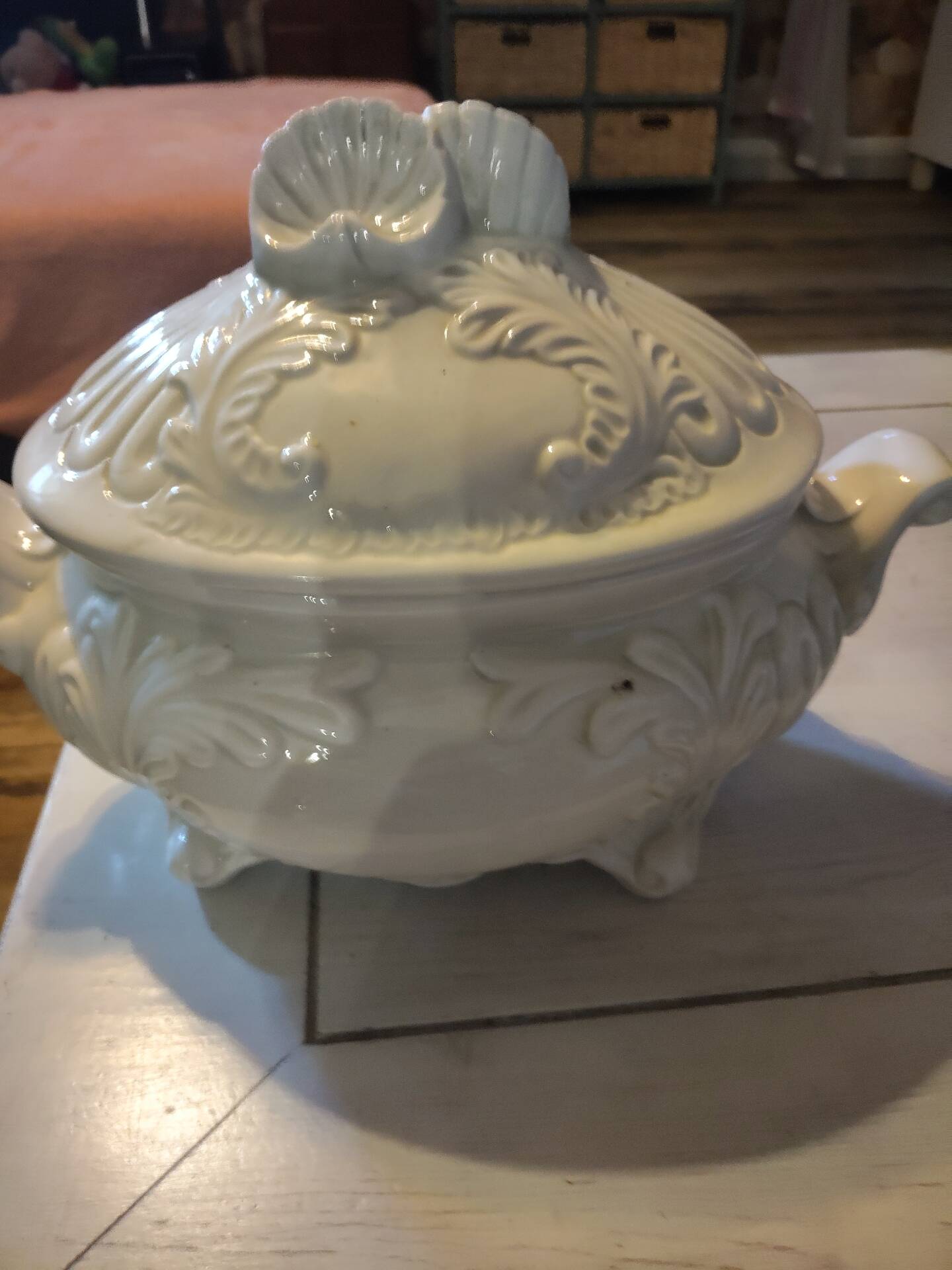 Vintage soup tureen