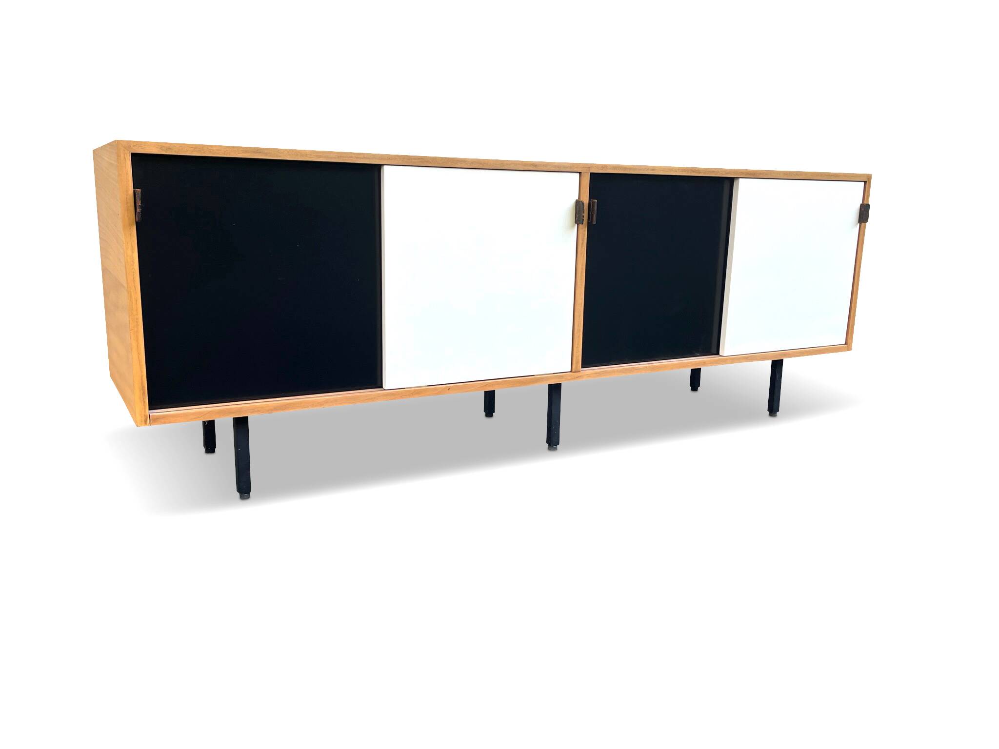 Magnifique enfilade Florence Knoll pour Knoll – design épuré et intemporel