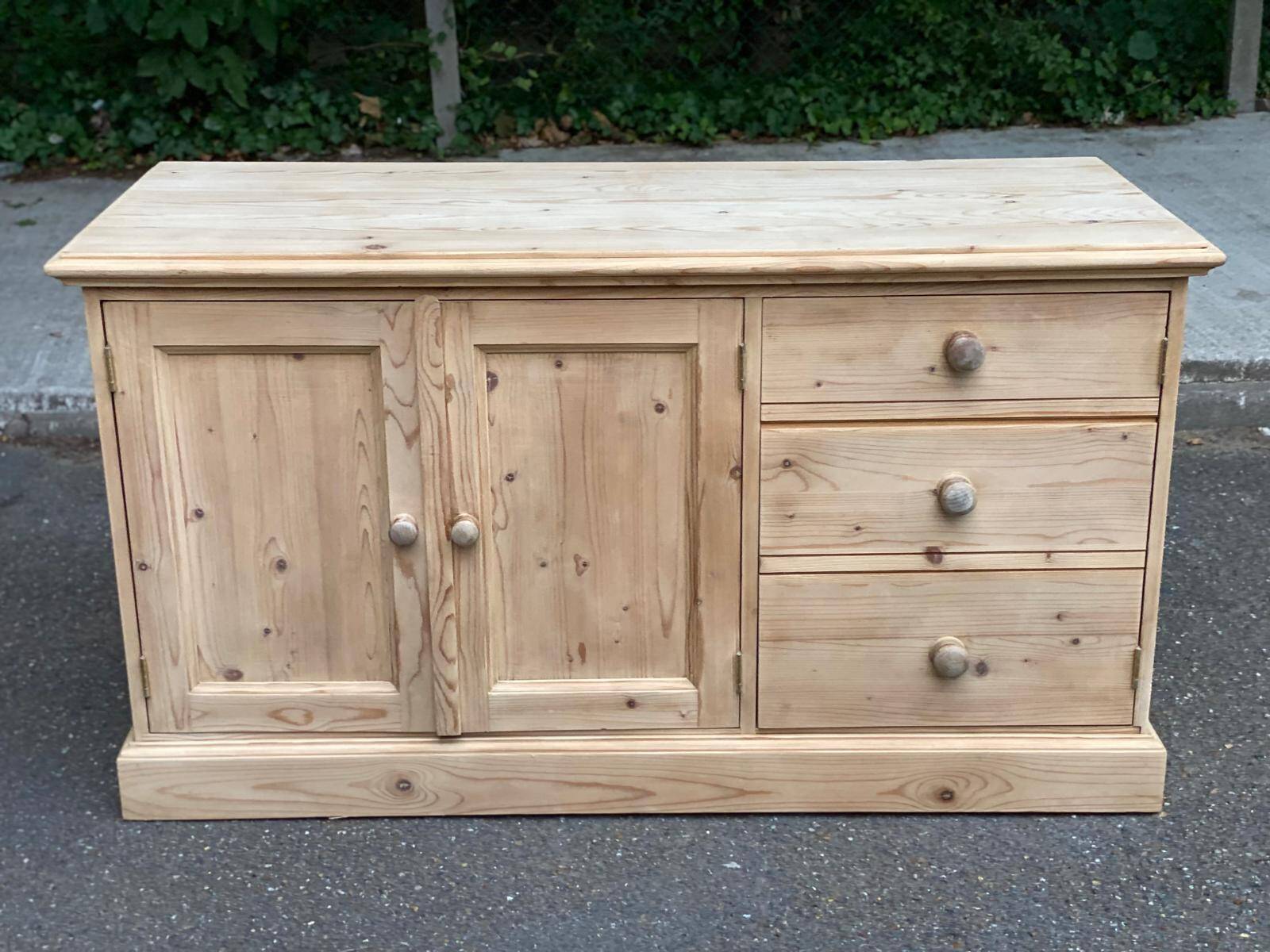 Buffet commode anglaise Interior's rénovée en bois massif 1980