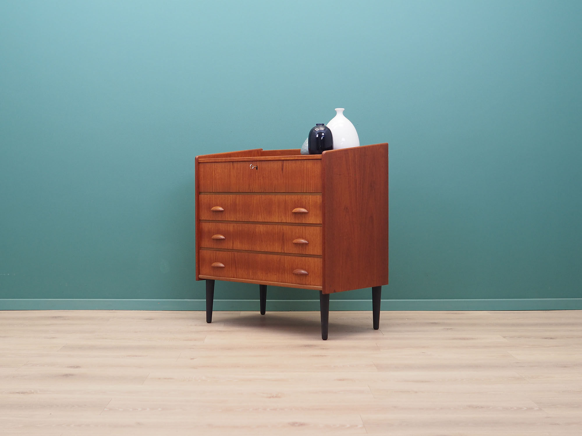 Coiffeuse en teck, design scandinave, années 1960, fabriquée par SW Finland