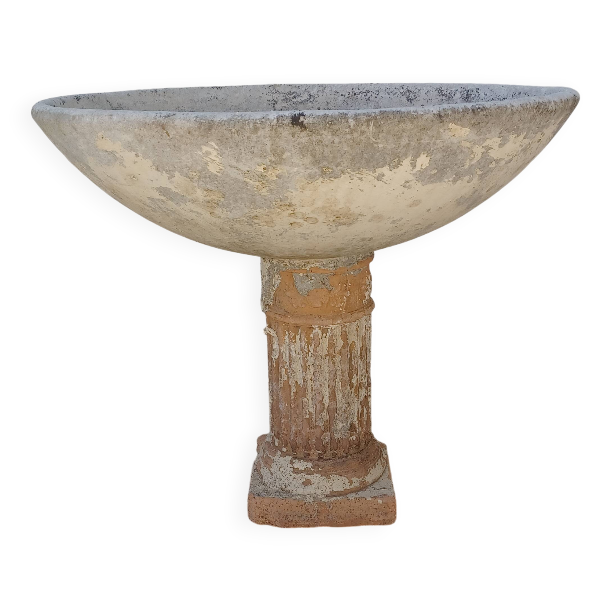 Column-shaped planter