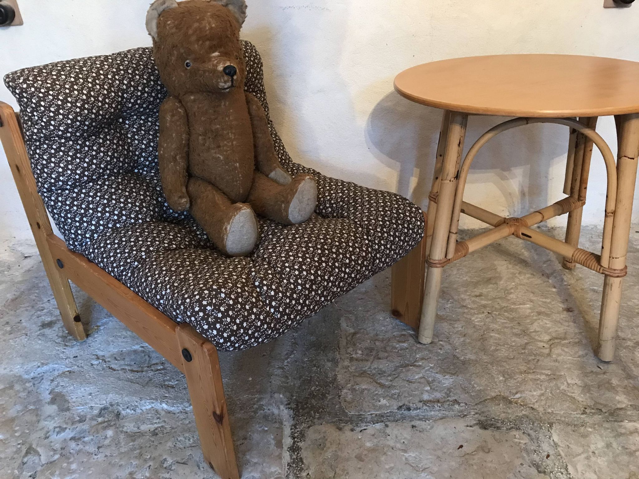 Vintage armchair in pine 1980's