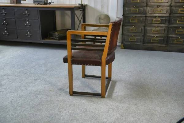 Fauteuil moderne cuir 1940’s