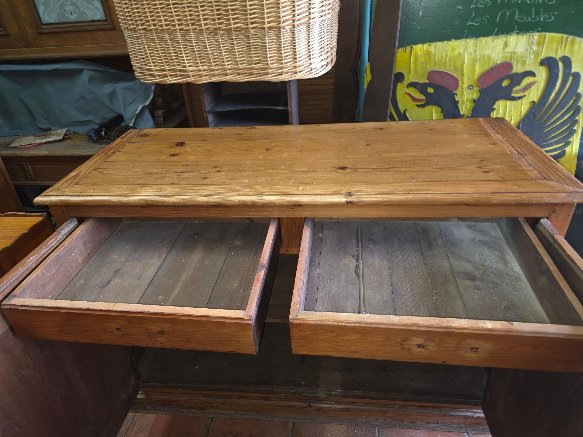 Buffet in Pitchpine, 2 doors, professional furniture.