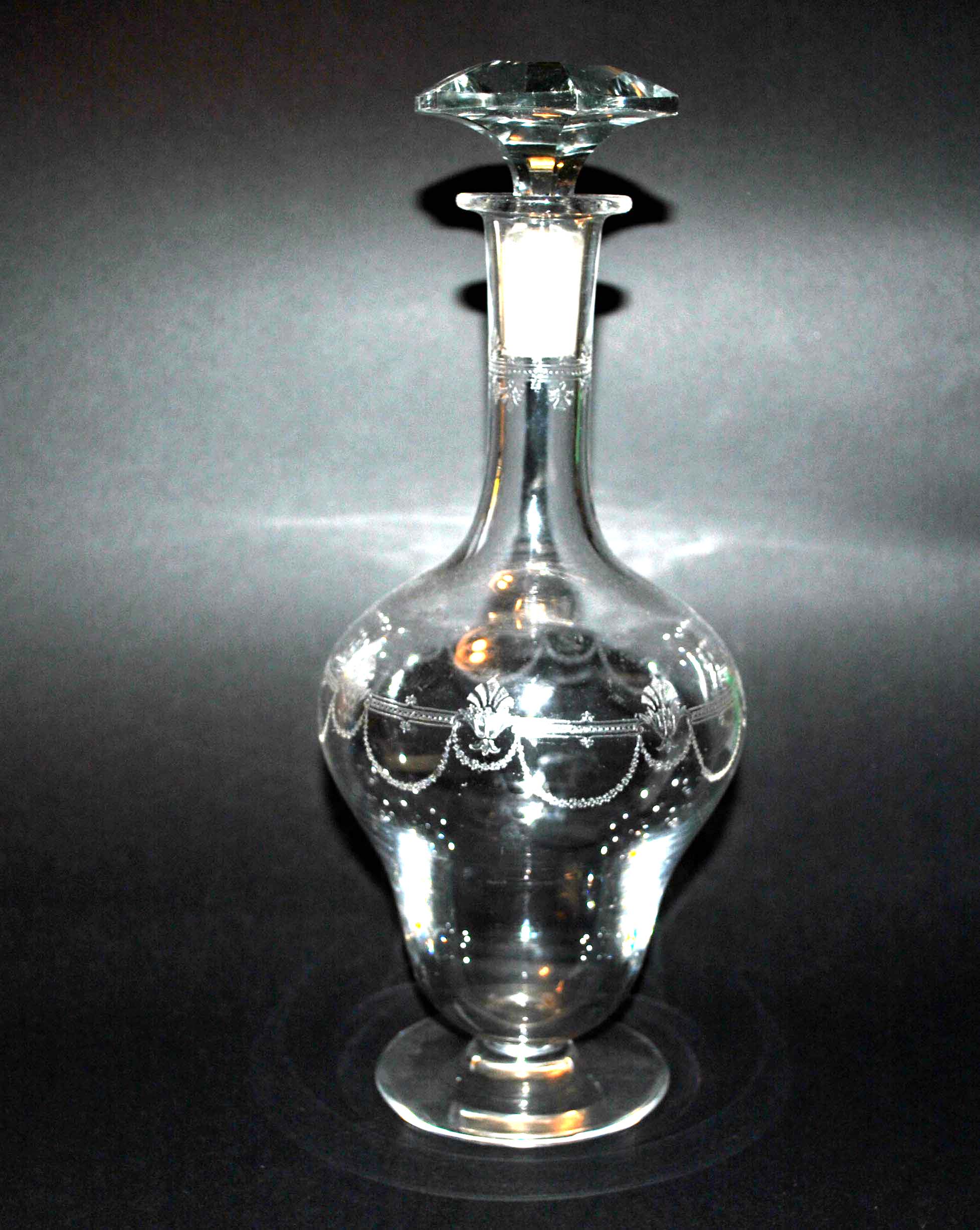 Carafe reims en cristal de saint-louis décor gravé à l'acide "cristal de roche" 1930