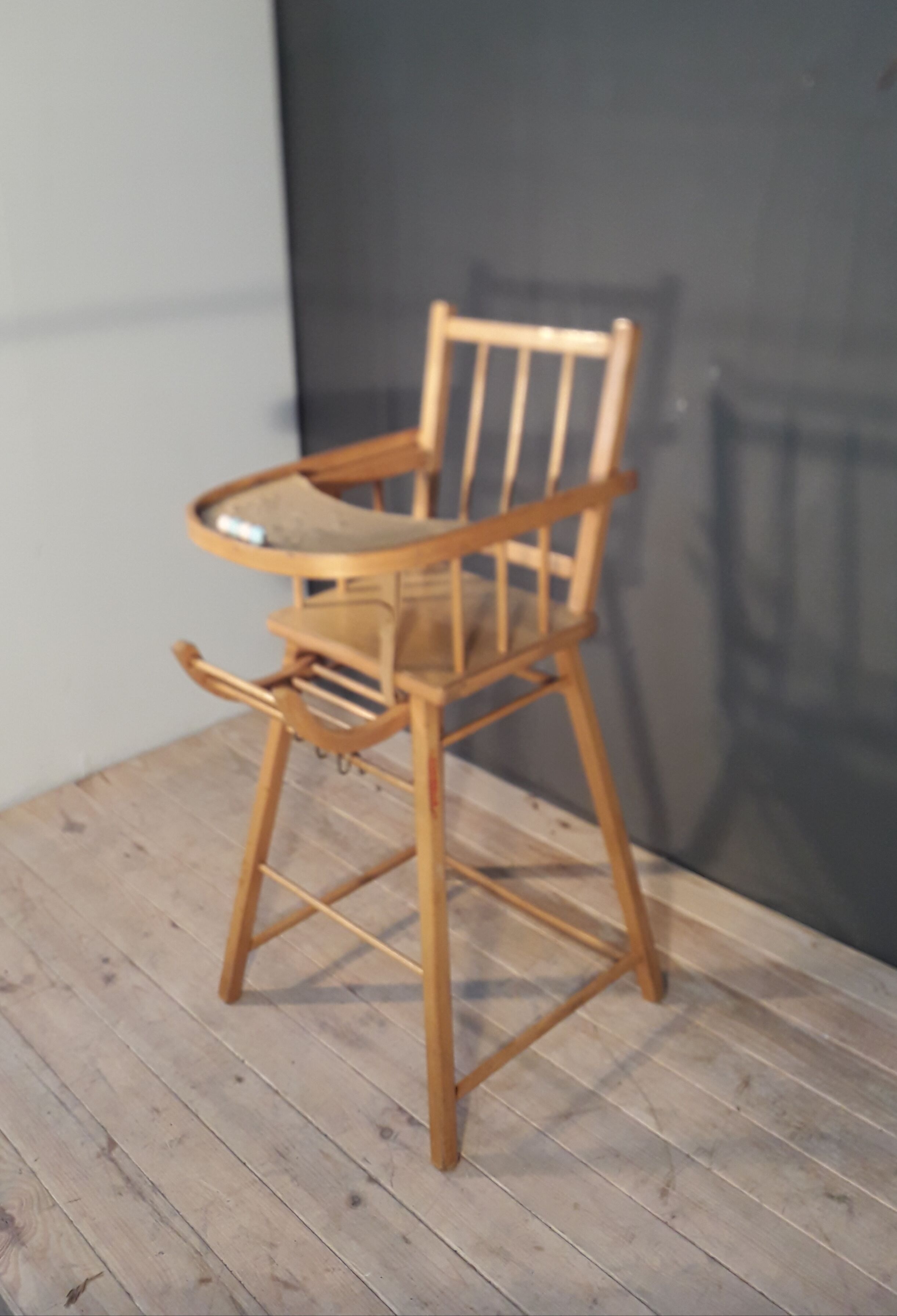 Vintage baby chair