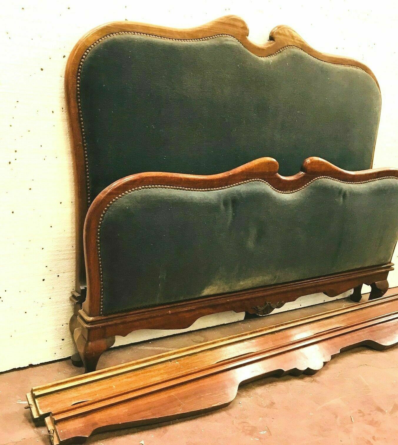 Louis XV style bed in 20th century walnut