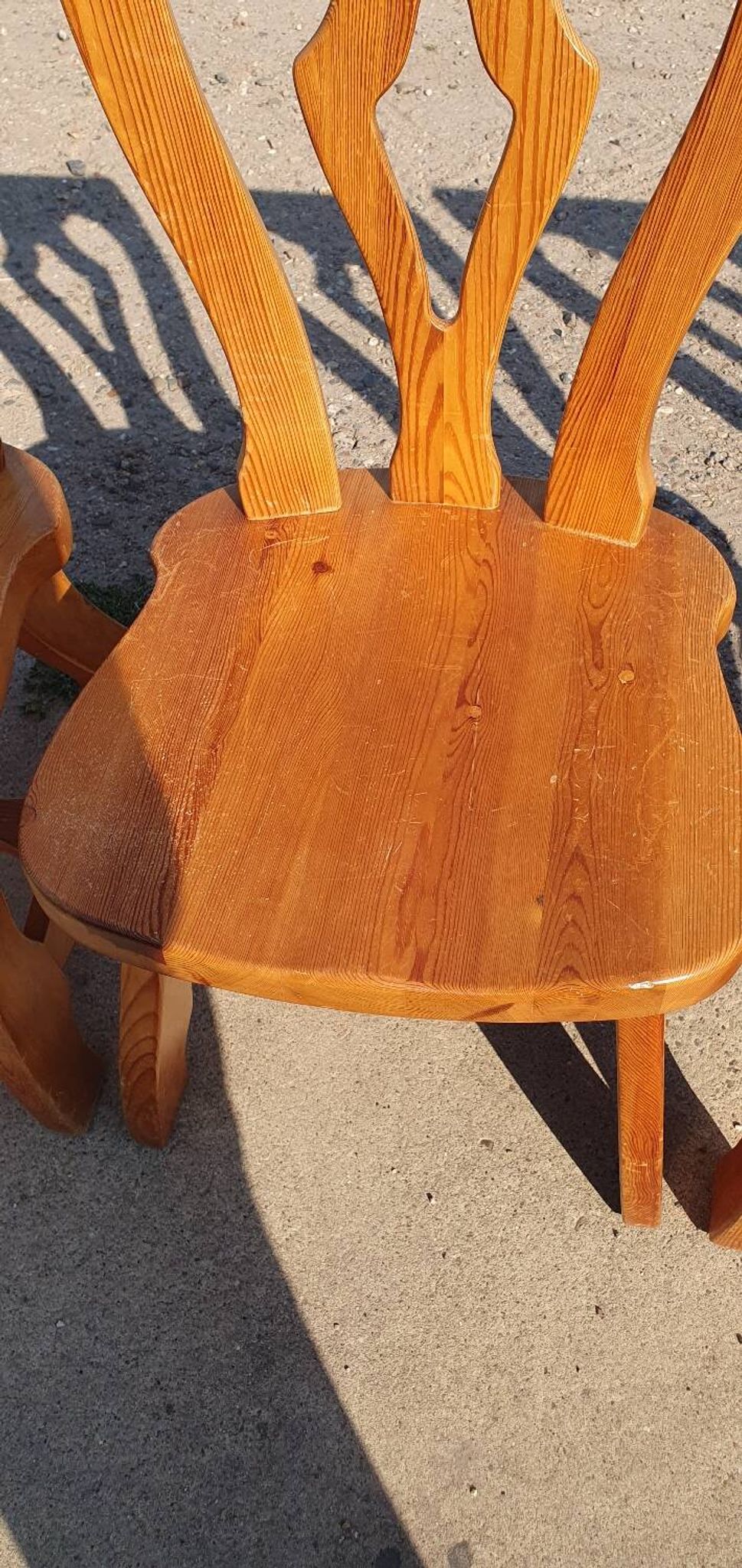 Ensemble de 8 chaises de salle à manger néerlandaises vintage en pin massif des années 1970.