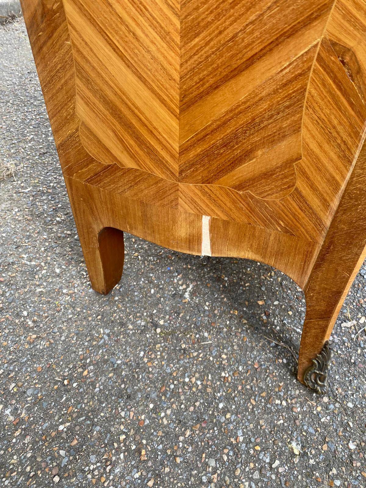 Curved secretary in Louis XV marquetry