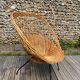 Fauteuil en rotin vintage 50-60 pieds métal noir