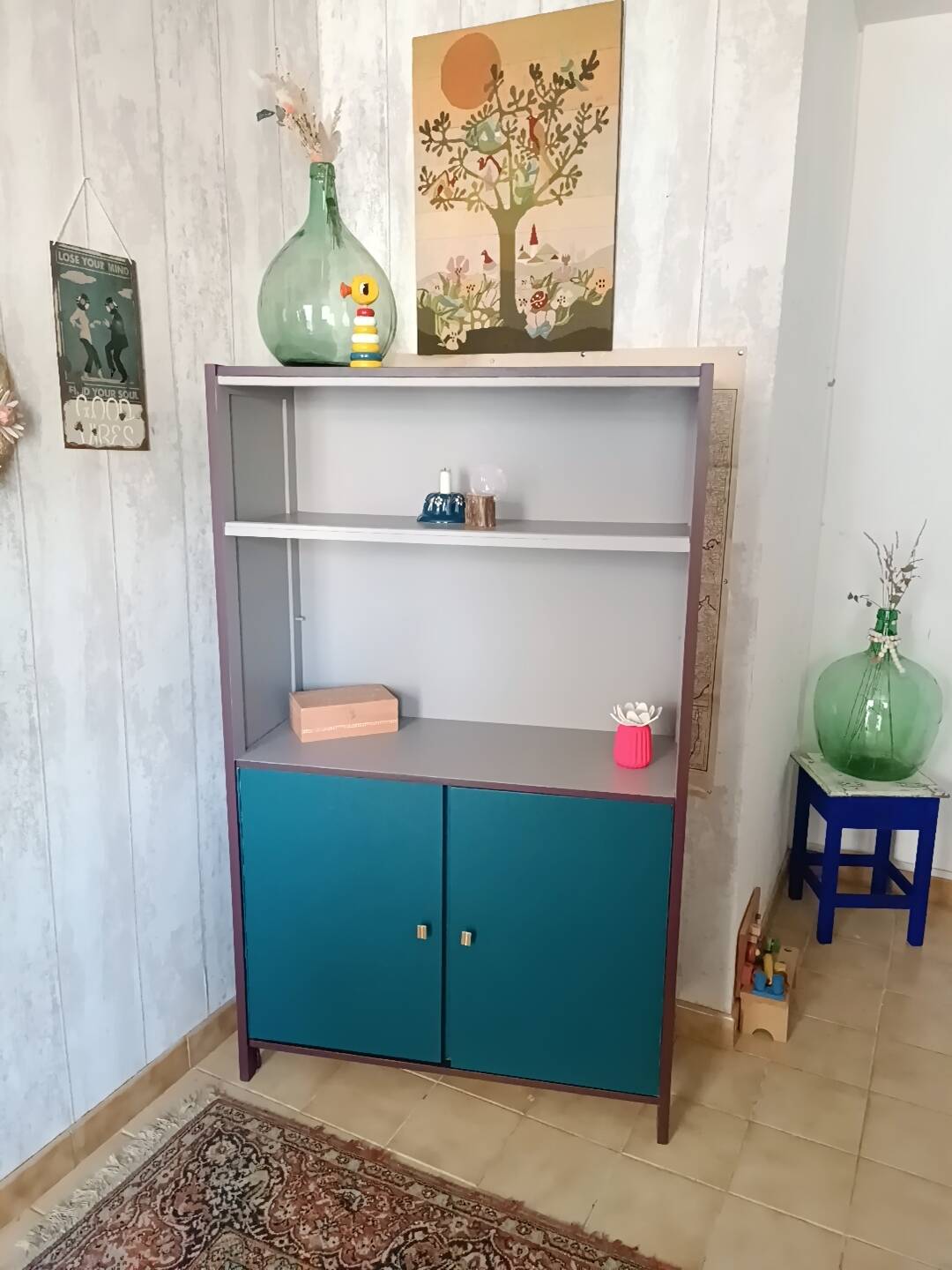 Library/ Shelf/ Storage furniture
