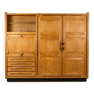 Armoire en chêne avec