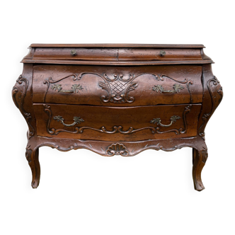 Commode Style Louis XV à quatre tiroirs