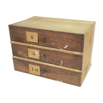 Furniture business with drawers
