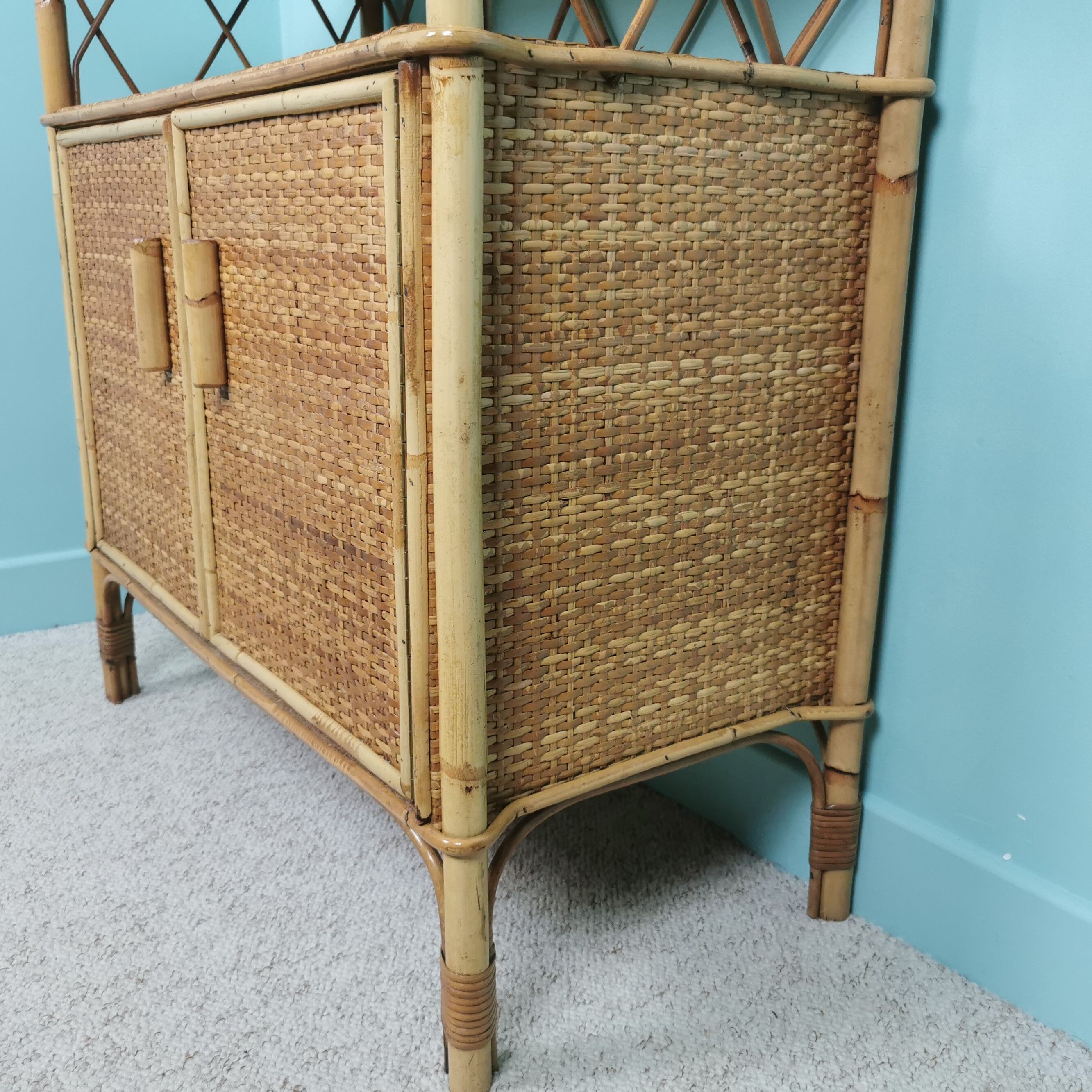 Rattan Buffet