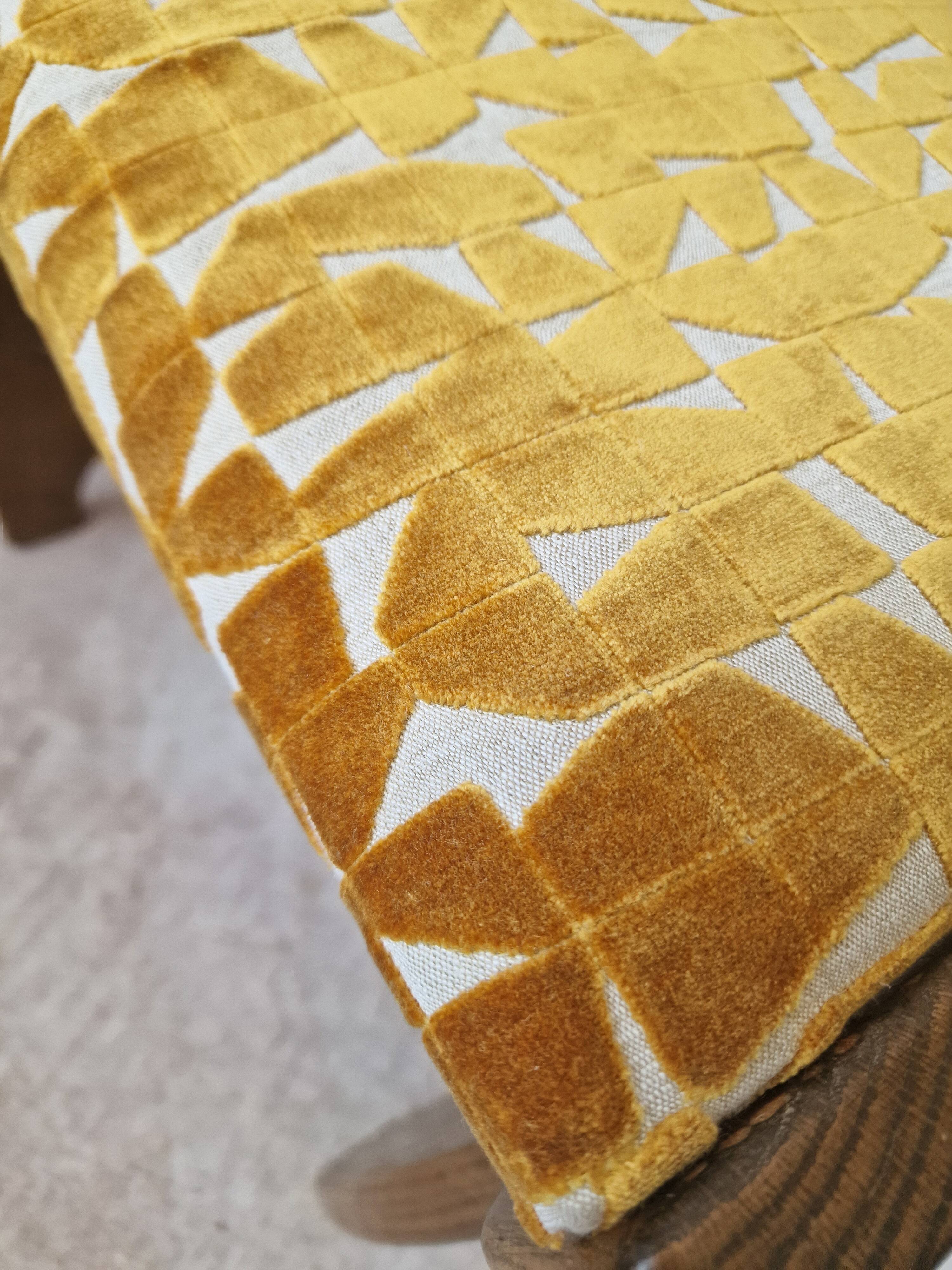 6 Guillerme et Chambron upholstered chairs. Lorraine model