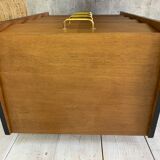 Modernist rag-picker