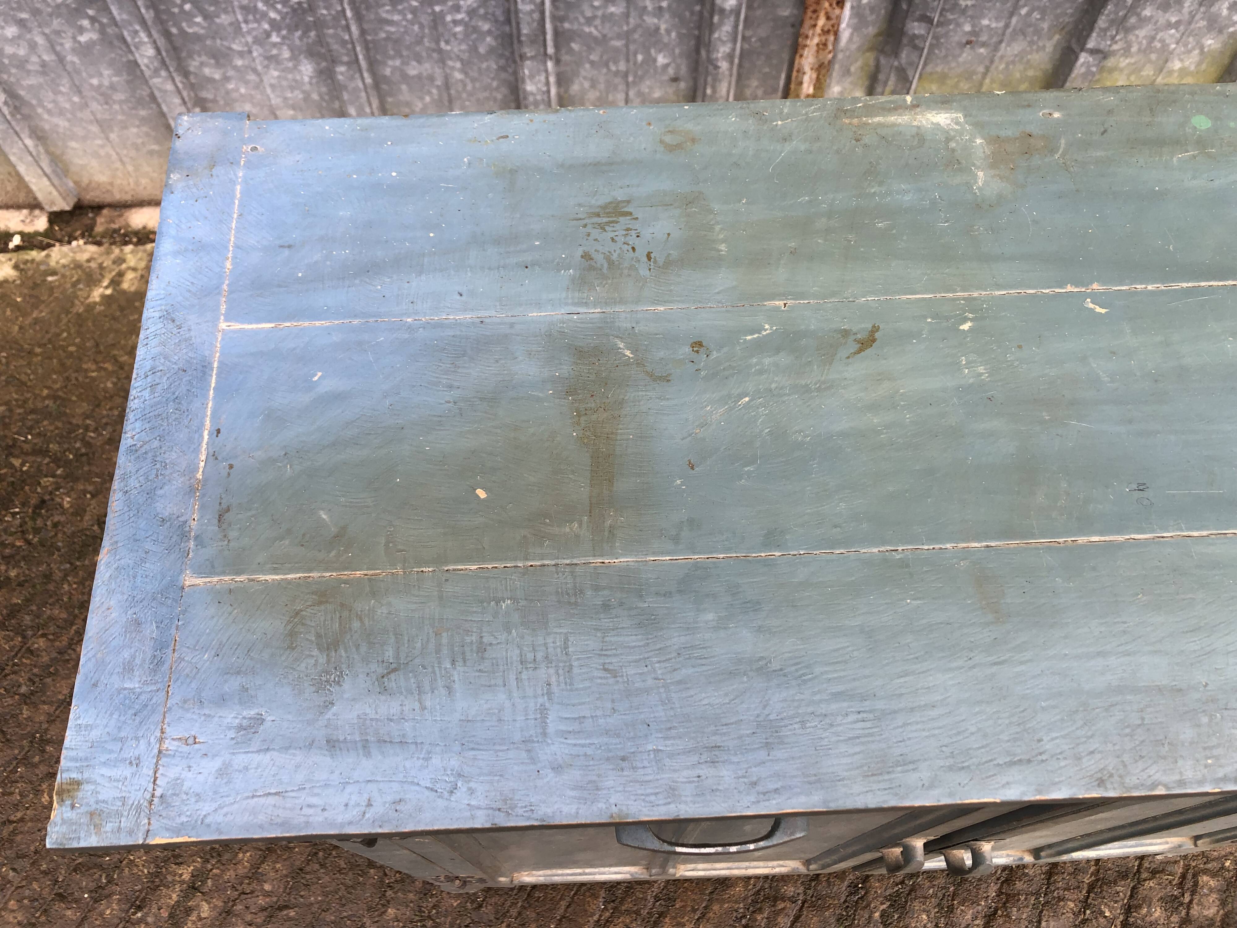 Parisian sideboard painted in blue with 2 doors and 2 drawers.