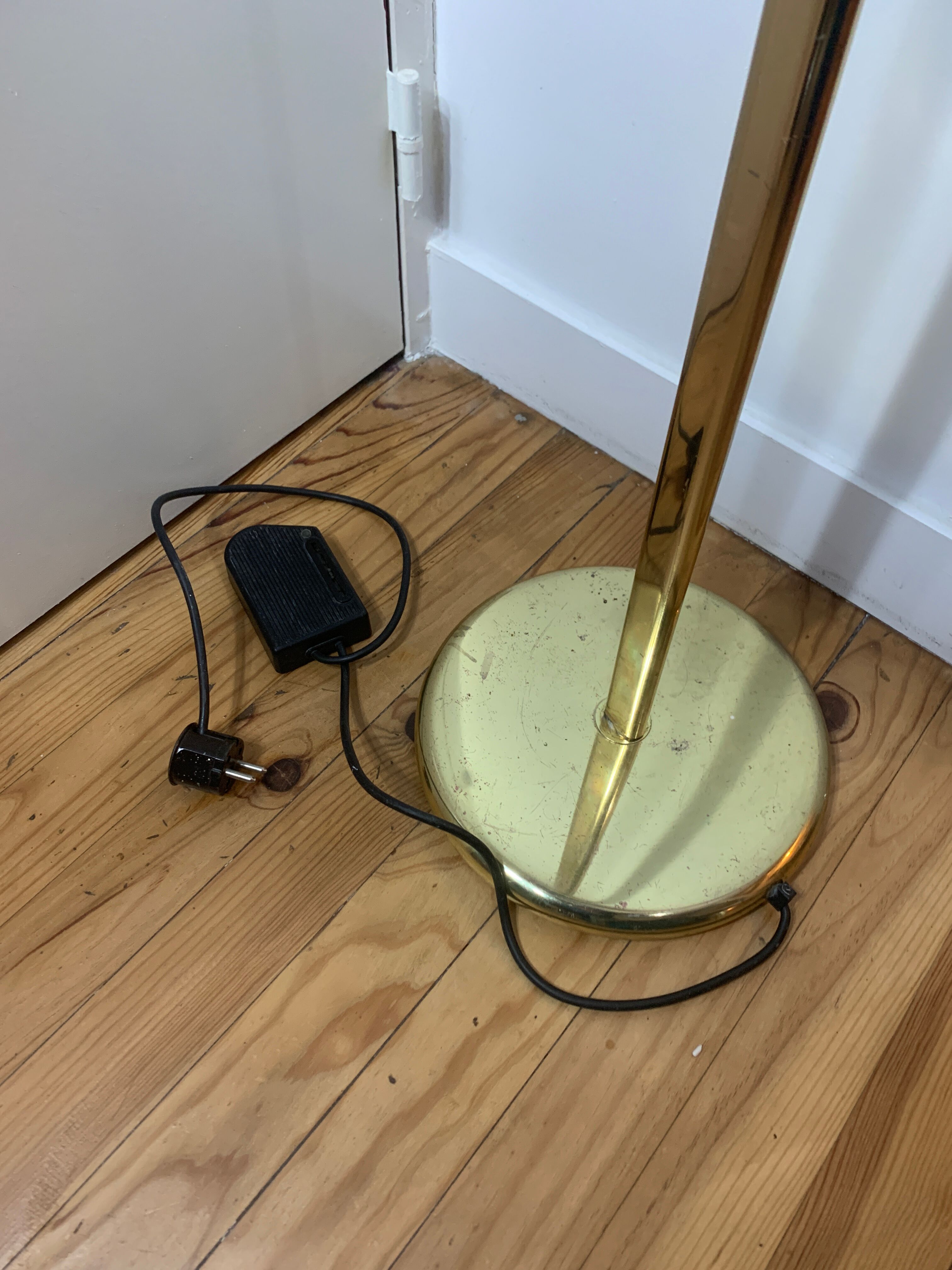 Italian brass floor lamp