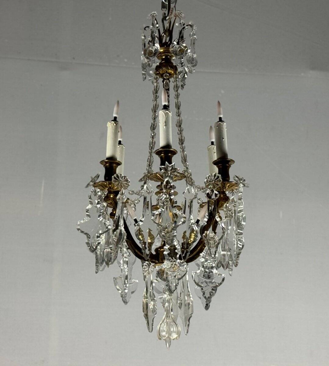 Gilt bronze cage chandelier decorated with cut crystal pendants circa 1900
