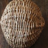 Light wicker oval basket with vintage round handle