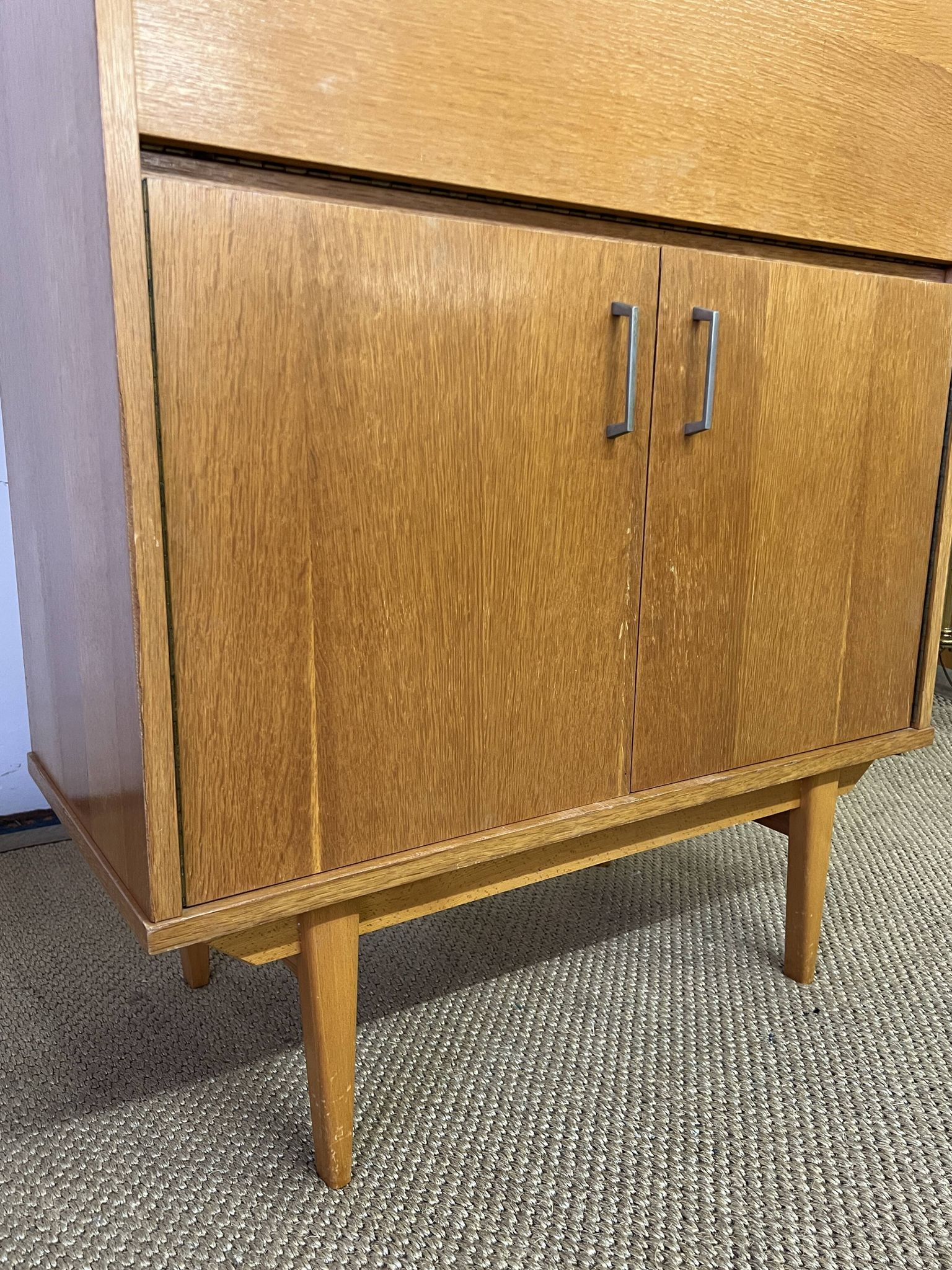 Petite armoire secrétaire vintage