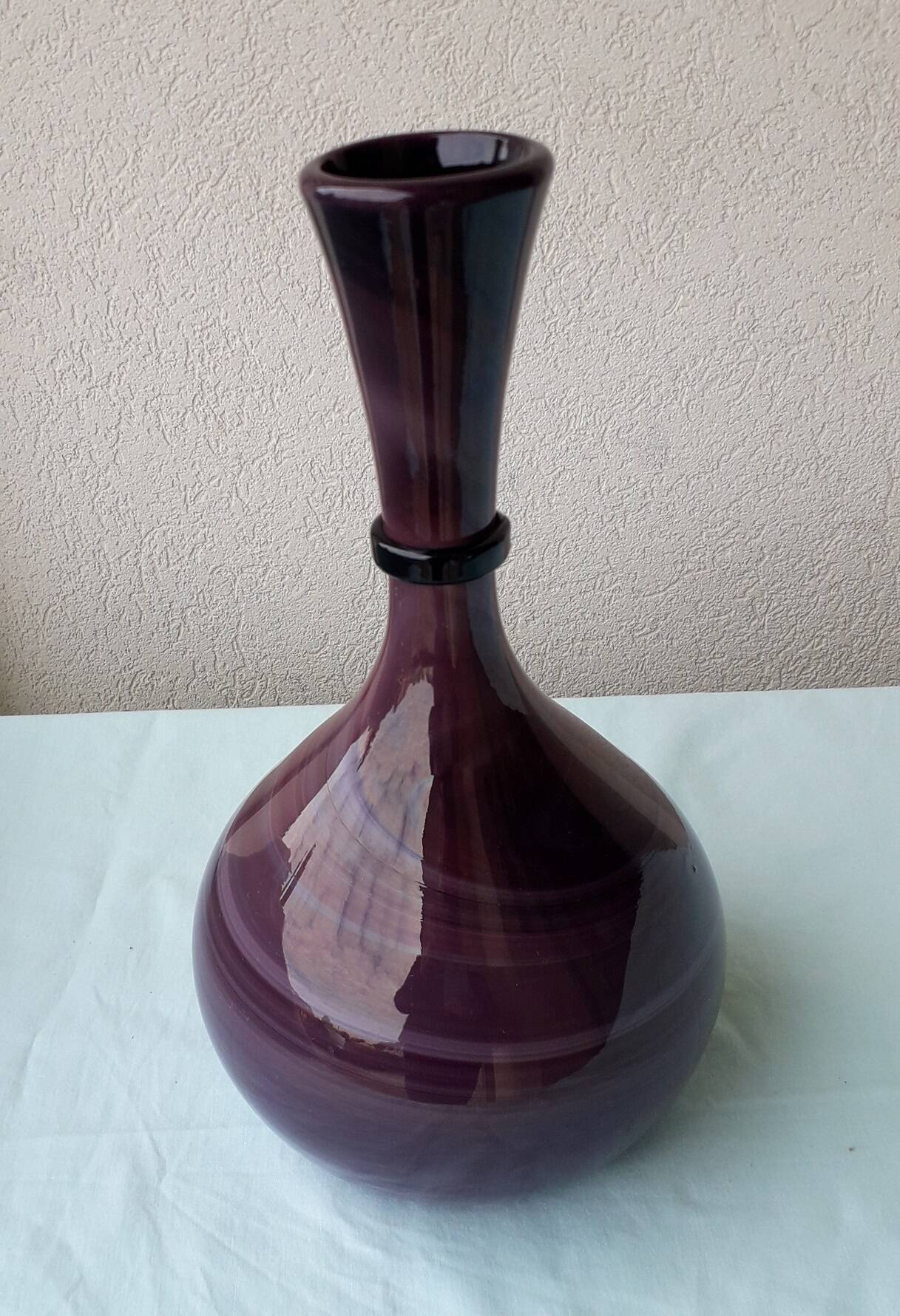 Maure Vieil glass soliflore vase