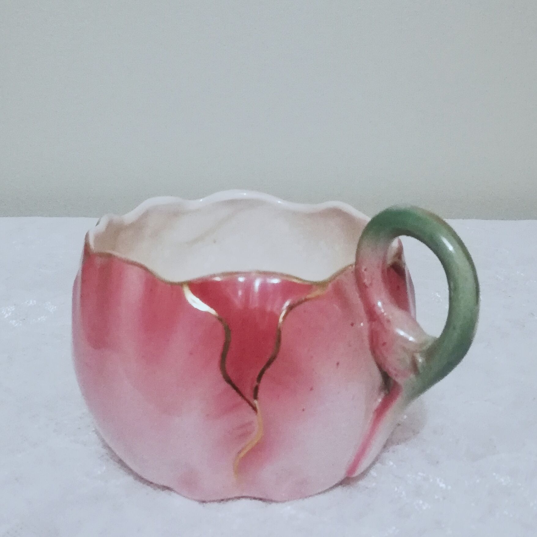 Slip cup signed Lunéville