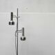 Lampe sur pied minimaliste de l’ère spatiale suisse du milieu du siècle par l'équipe SLZ pour Swisslamps International, années 1960