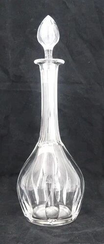 Crystal carafe Saint Louis model Cerdagne, signed, excellent condition.