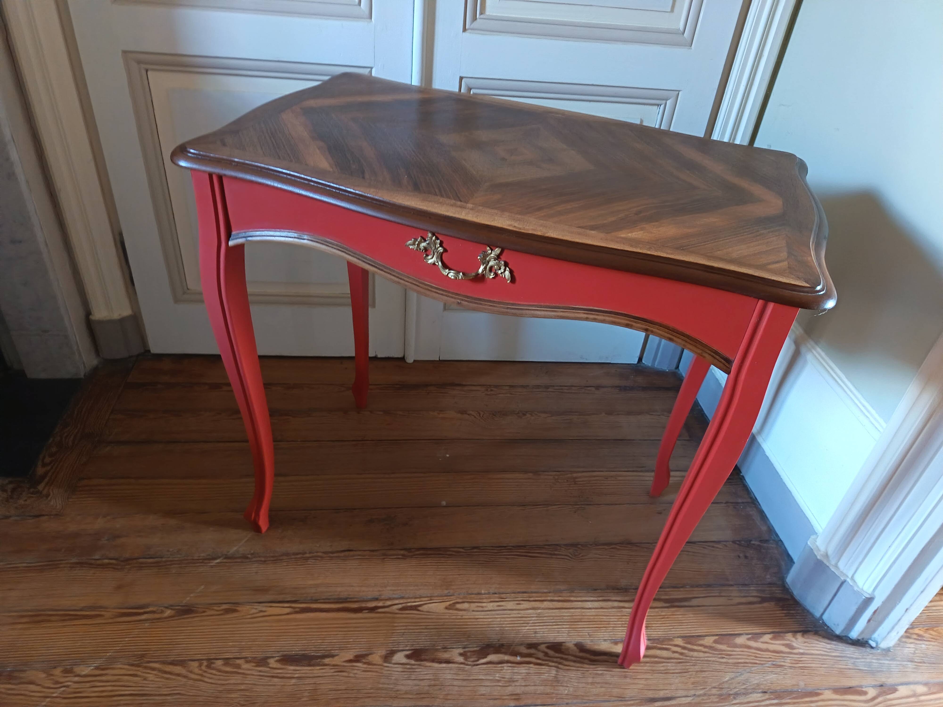 Bureau polychrome style Louis XV